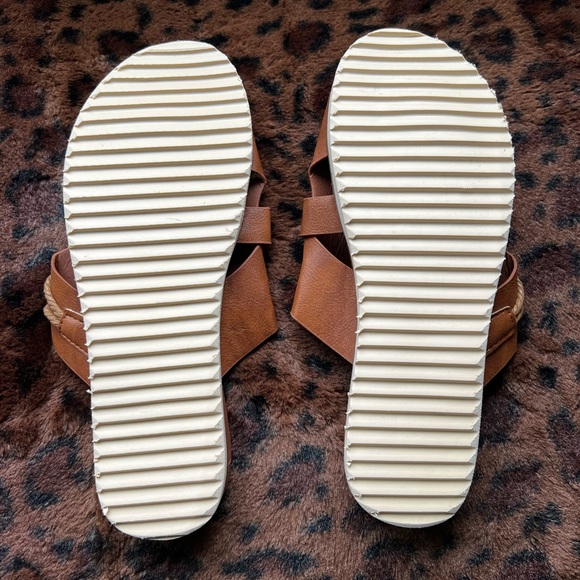 Jesus Sandal’s - Picture 2 of 6